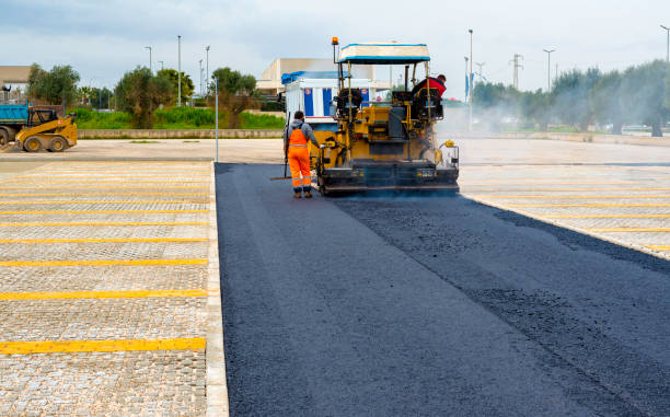 Best Residential driveway pavers in Tremont, IL